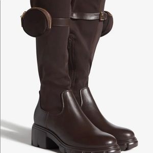 Brown/coffee heel boot